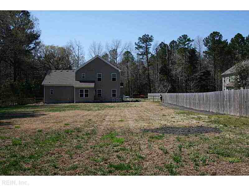 1313 Long Ridge Rd - Photo 3 of 18