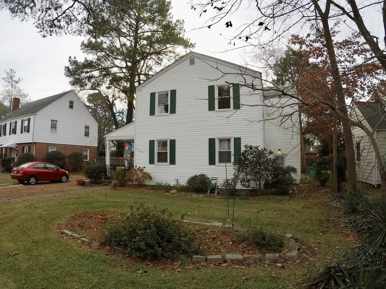 213 Maycox Ave - Photo 2 of 25