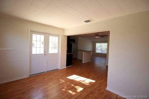 1480 SW 29th Terrace - Photo 2 of 8