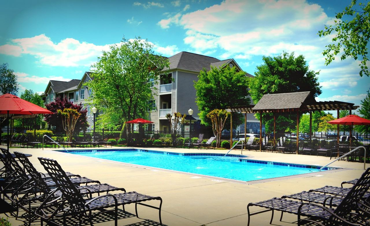 2600 2600 Chandler Drive - Photo 2 of 8