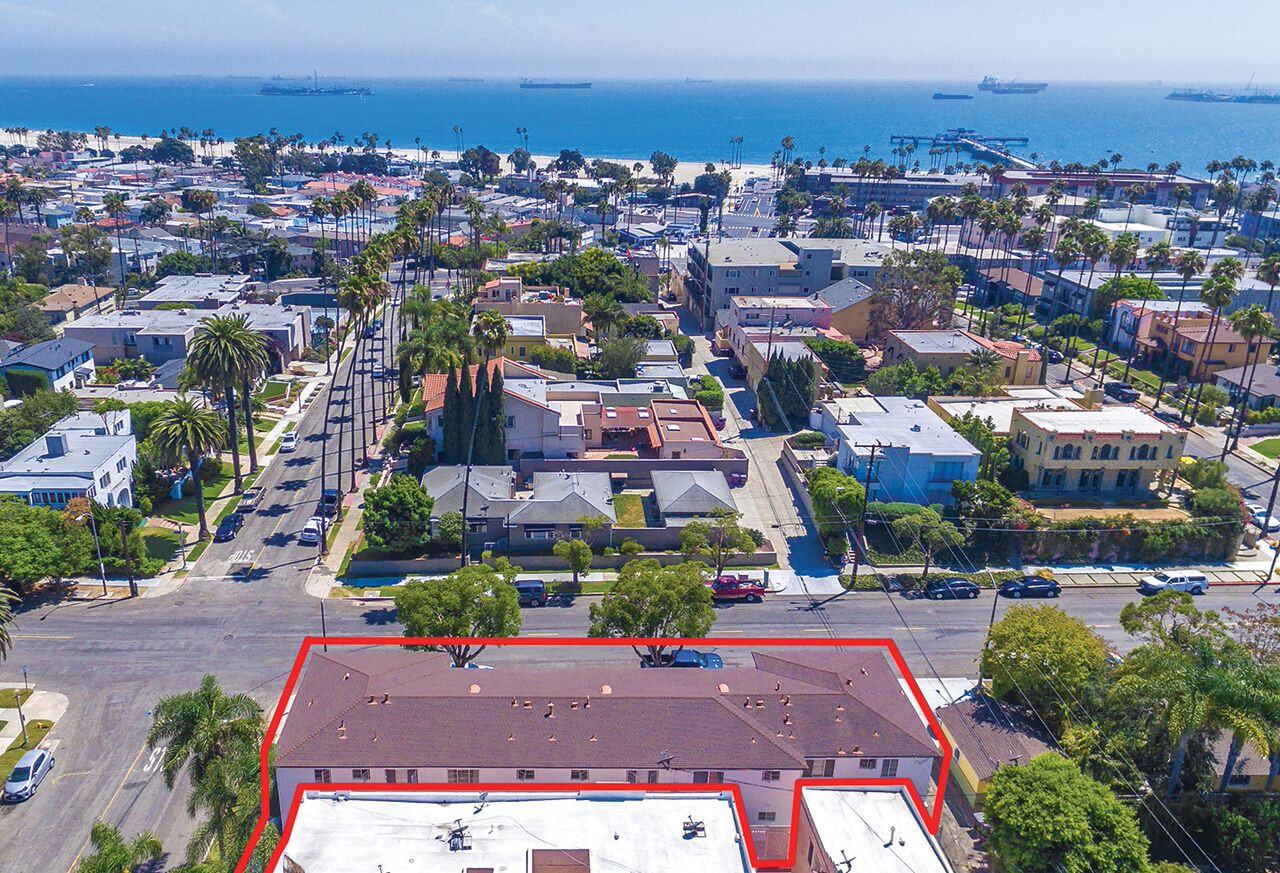 4041 East 2nd Street 4, Long Beach, CA 90803 3 Bedroom Apartment for