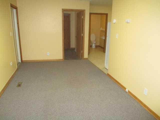 530 W Lafayette St #530 - Photo 2 of 6