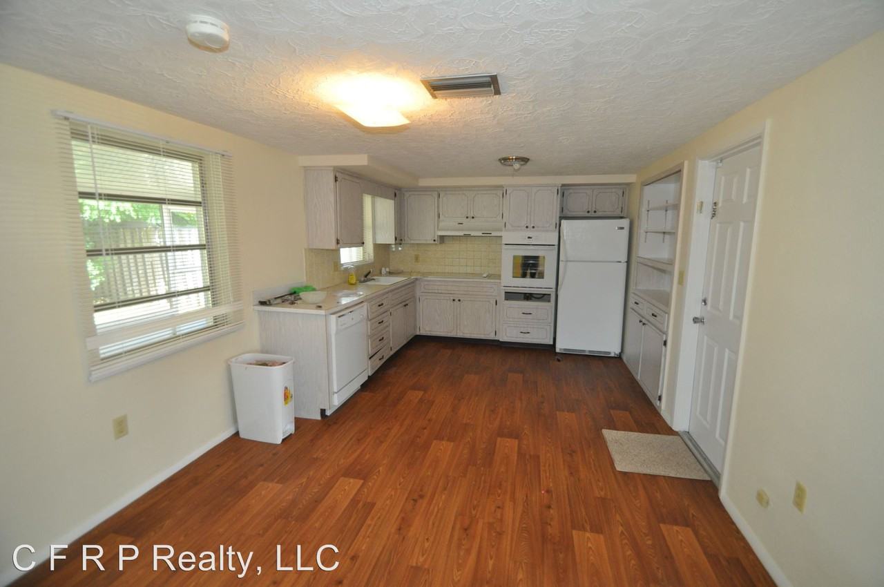 6149 11th Ave - Photo 2 of 10