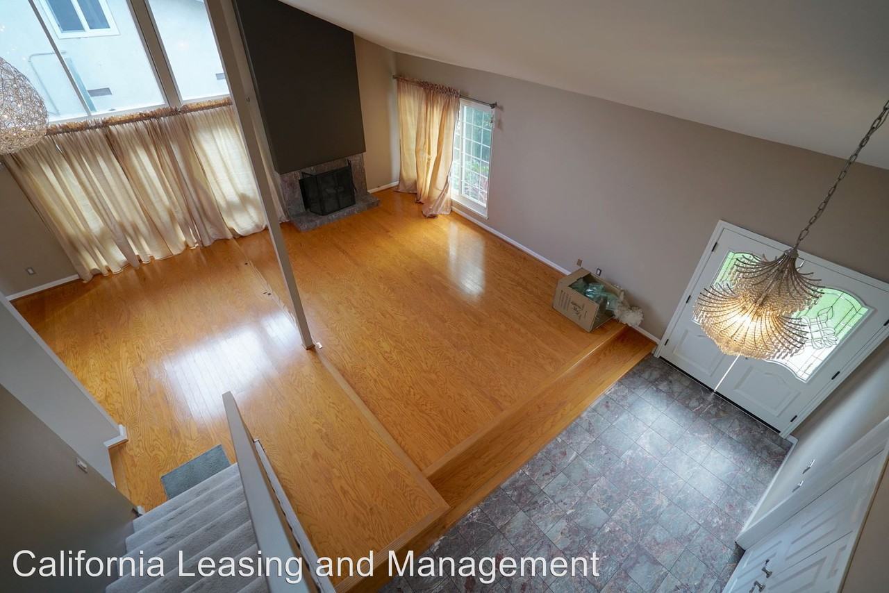 25424 Vía Macarena - Photo 3 of 20