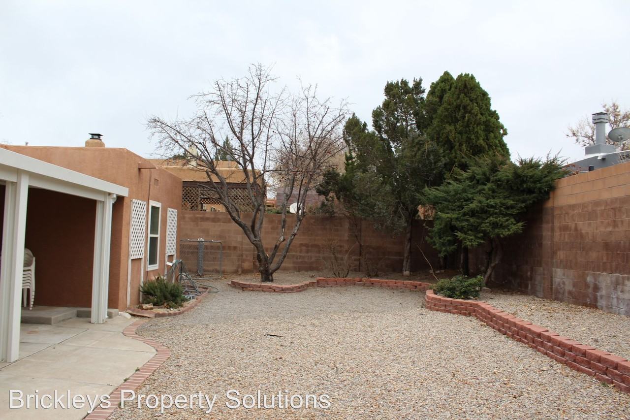 6437 Concordia Rd NE - Photo 3 of 23