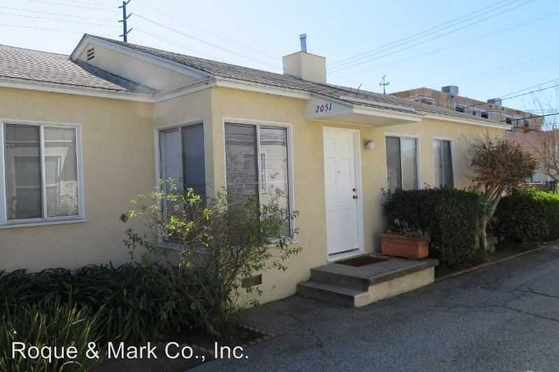 2049-2051 Butler Avenue - Photo 3 of 26