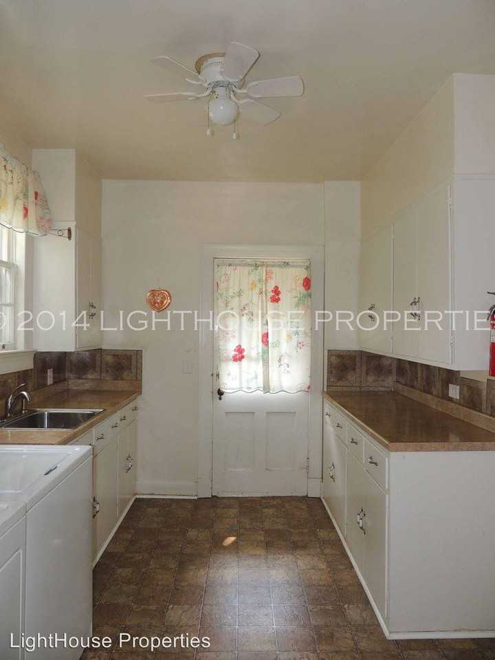 1025 Greenway Ct - Photo 2 of 18