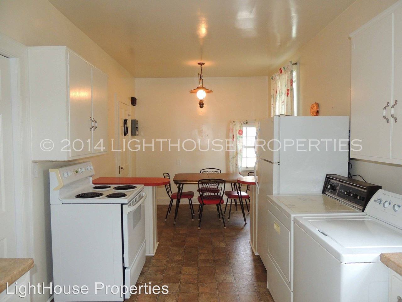 1025 Greenway Ct - Photo 3 of 18