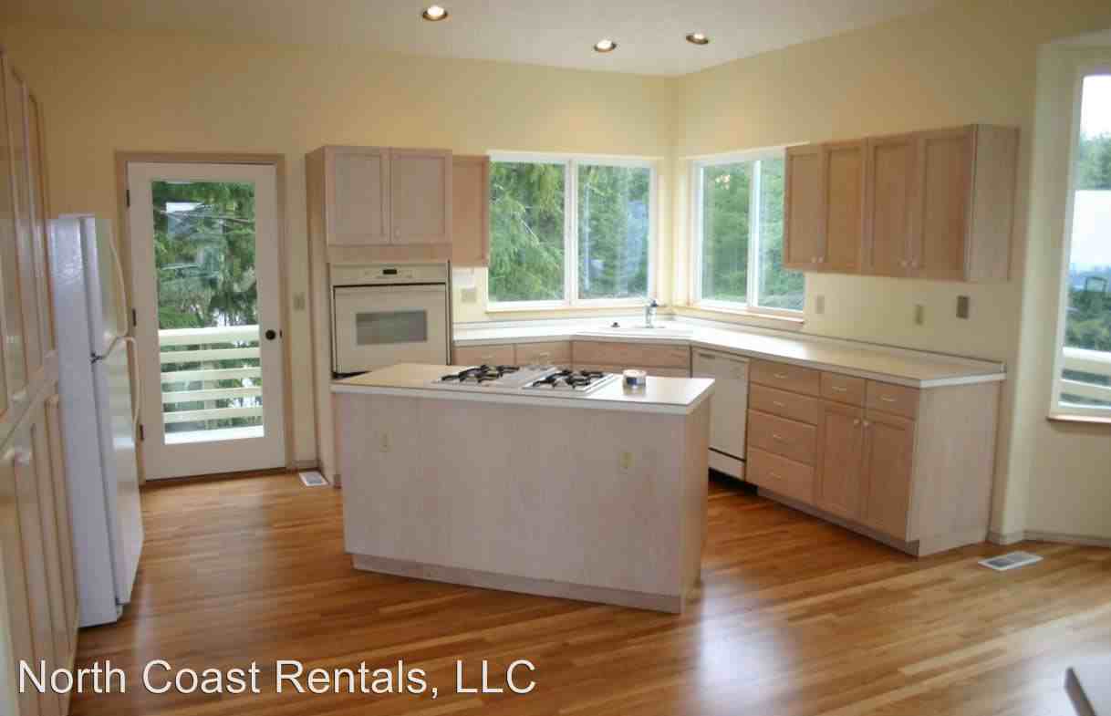 2354 Royal View Dr - Photo 2 of 5