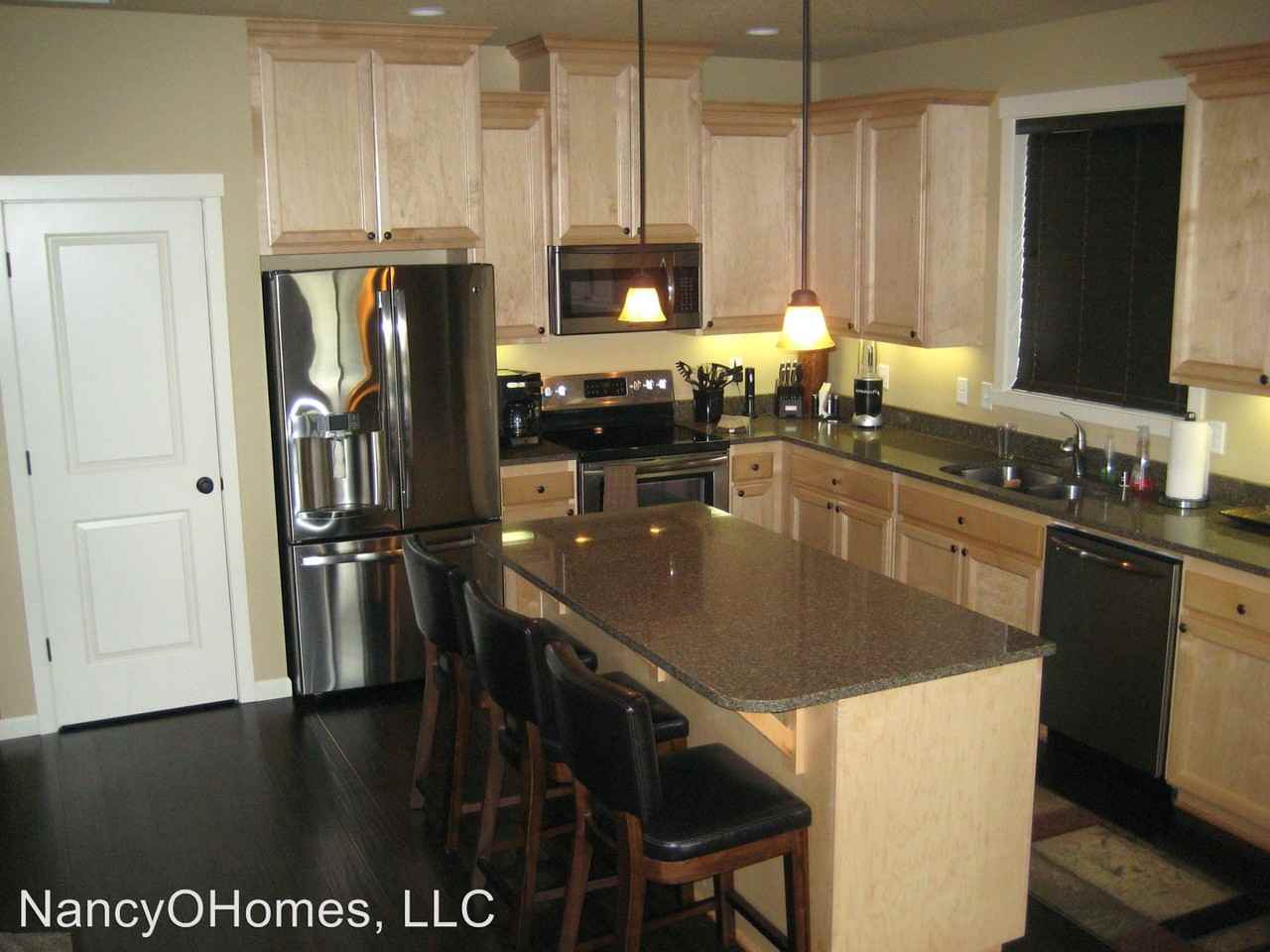 12808 NE 54th Way - Photo 2 of 30