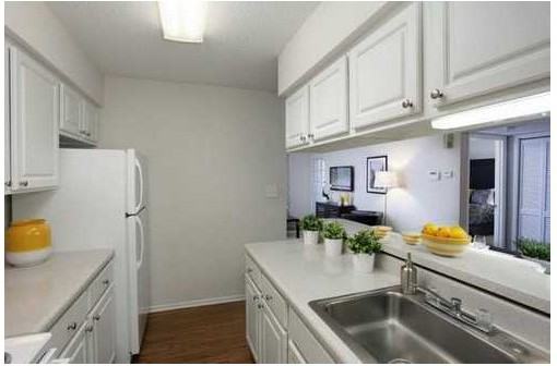 Legend Oaks Apartments - Photo 2 of 26