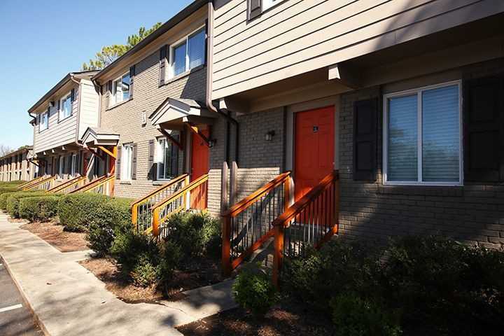 Broadway East - Photo 3 of 50