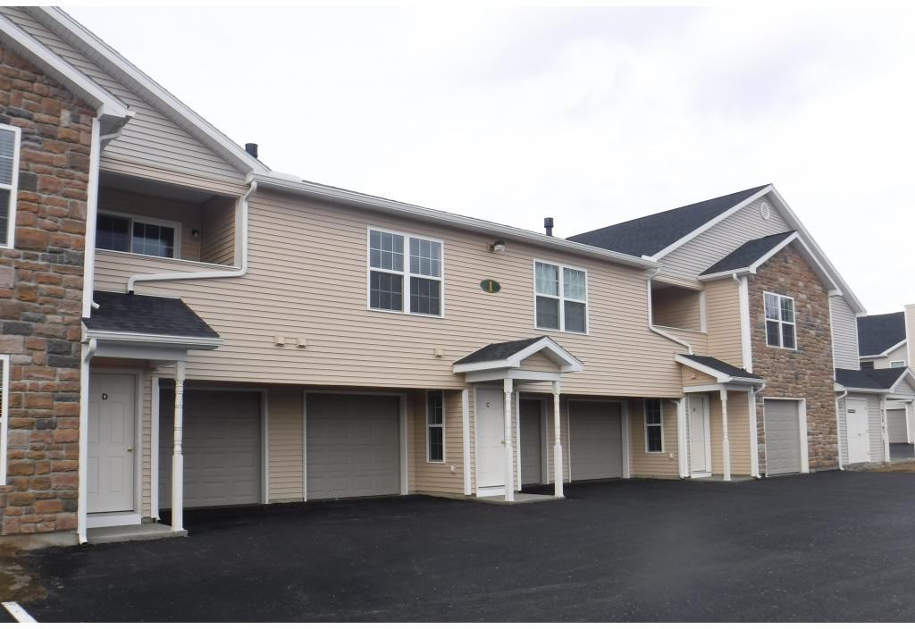 The Summit at Duncan Meadows Apartments 7 Summit Ave, Troy, NY 12180