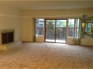 884 Carina Ln - Photo 2 of 6