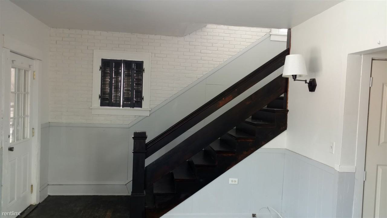 7102 32nd Ave - Photo 3 of 10