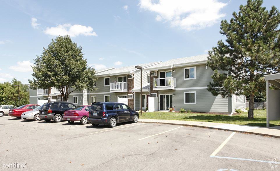 Willow Haven I and II Apartments - Photo 3 of 13