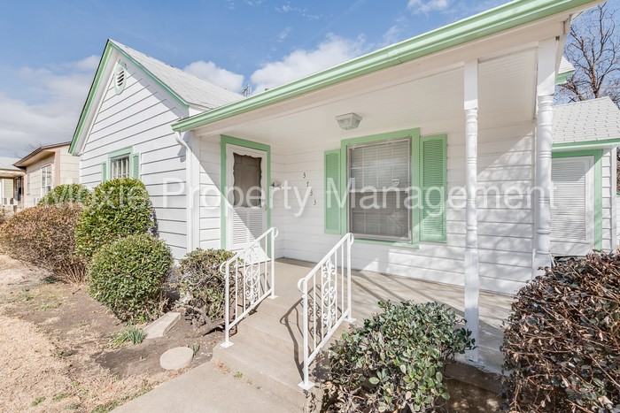 3733 Ryan Ave - Photo 3 of 27