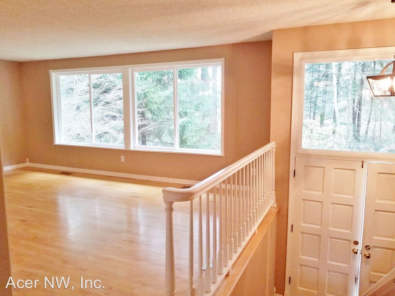 7712 NE 140th St - Photo 2 of 13