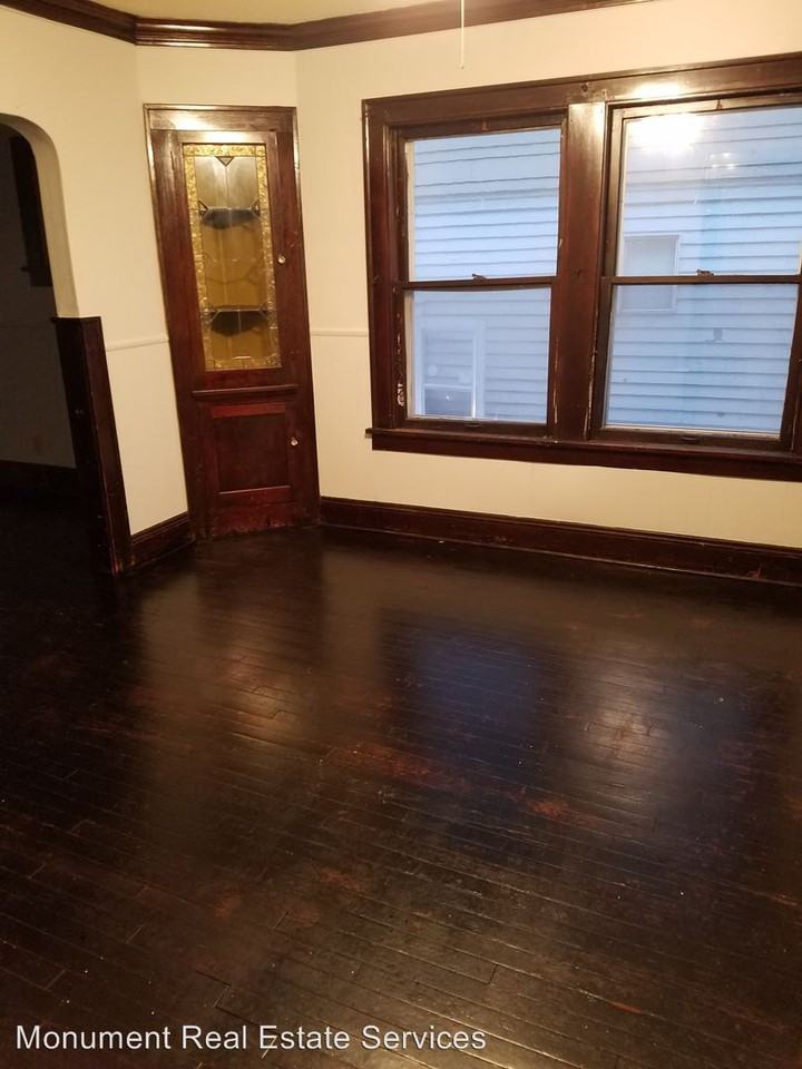 3614 W 120 ST - Photo 3 of 6