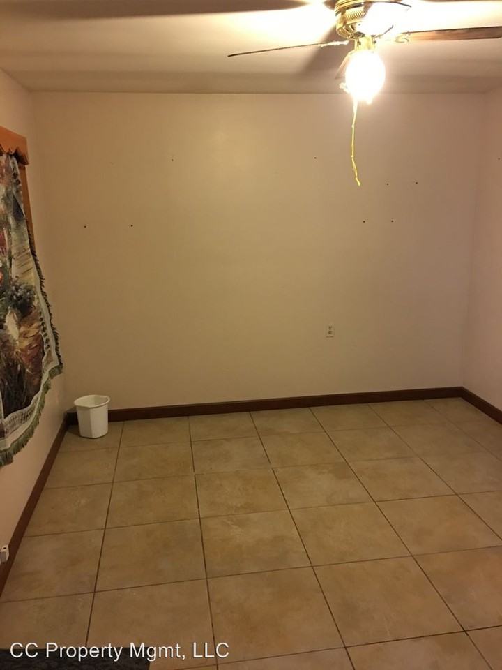 6409 Northdale Dr - Photo 3 of 11