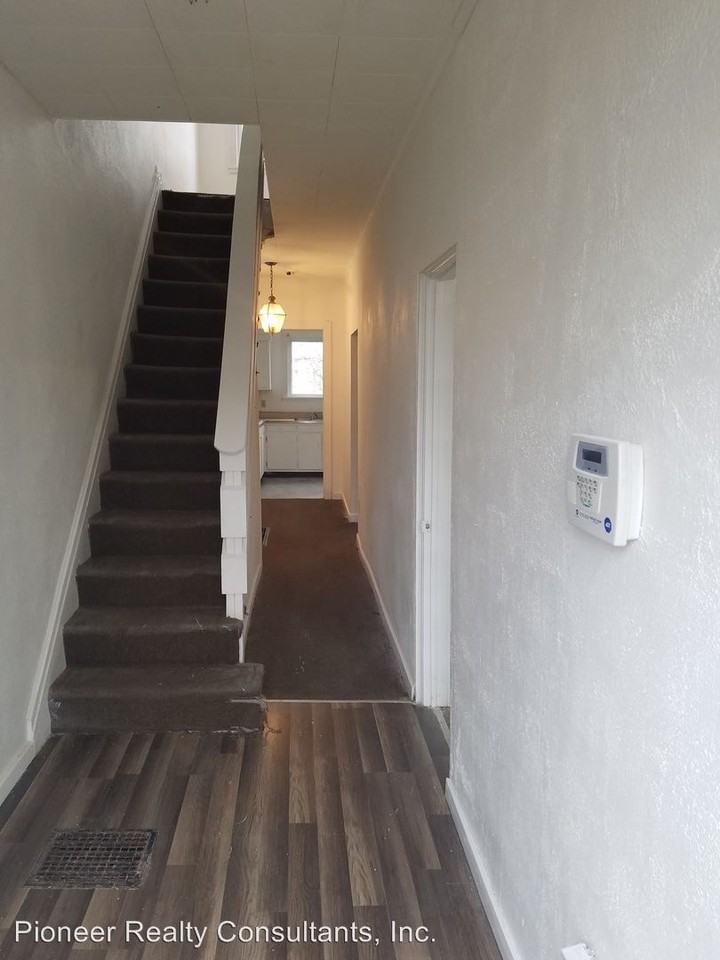 2810 Lanpark St - Photo 2 of 20