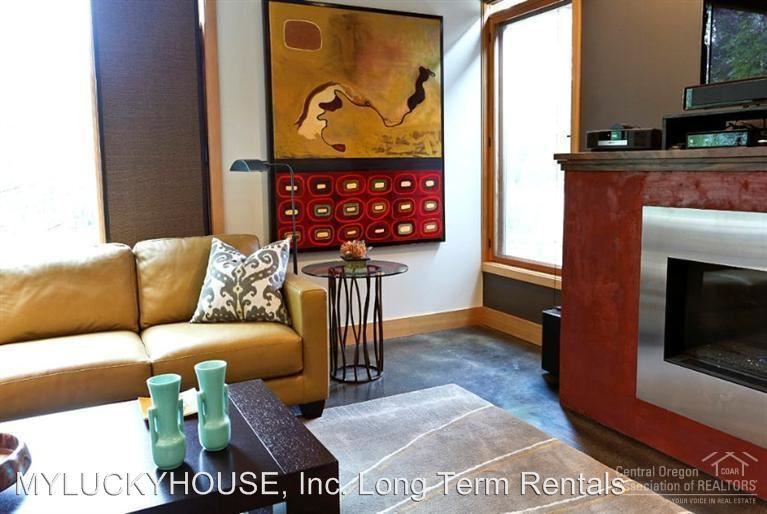 1229 NW Newport Ave - Photo 3 of 22