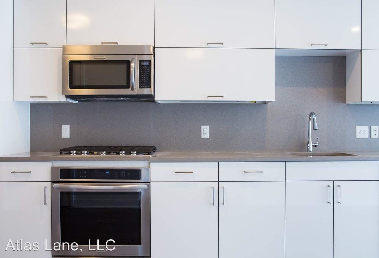 1350 Maryland Ave NE #314 - Photo 3 of 13