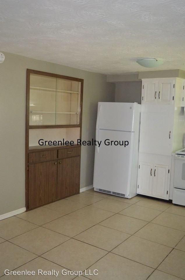 5013 Mile Stretch Dr - Photo 3 of 23