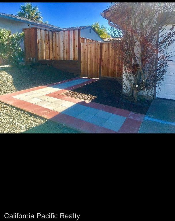 2106 Provanmill Way - Photo 2 of 28