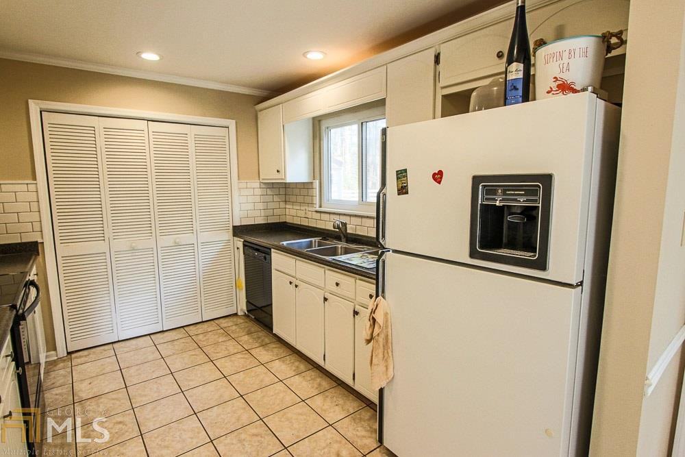 308 Park Leaf - Photo 3 of 16