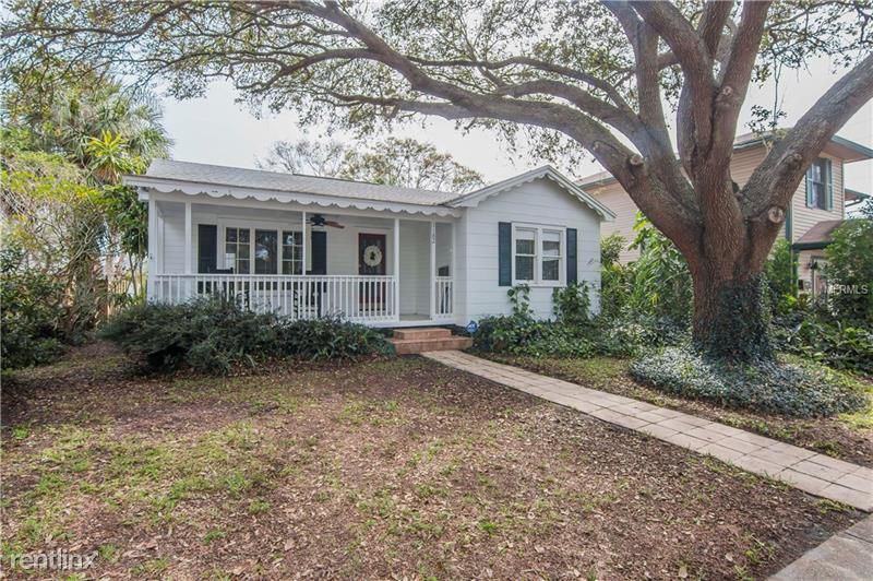 1182 25th Ave N - Photo 2 of 18