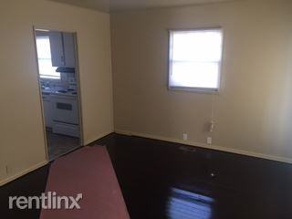 622 Melvenia St - Photo 3 of 7