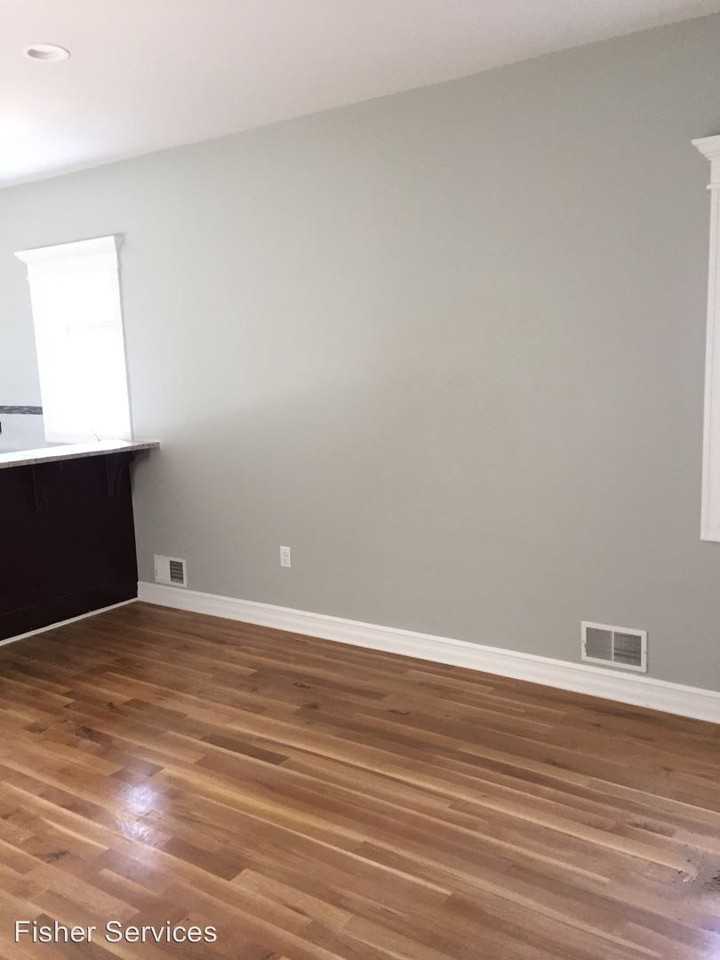 197 Virginia - Photo 2 of 6