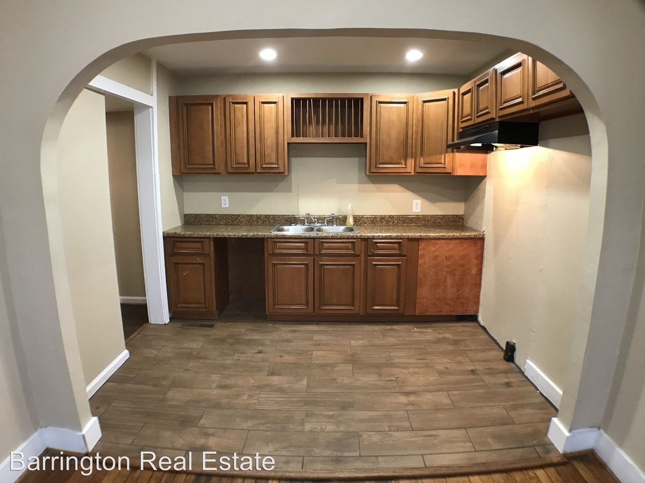 1416 Montview Rd - Photo 3 of 5