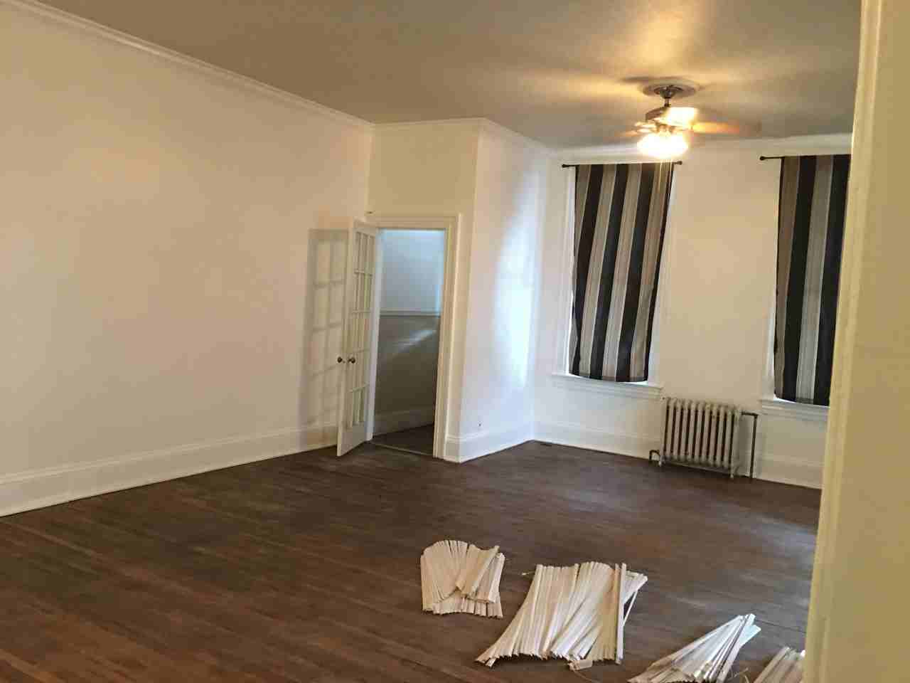 215 East Chestnut Street - Photo 2 of 2