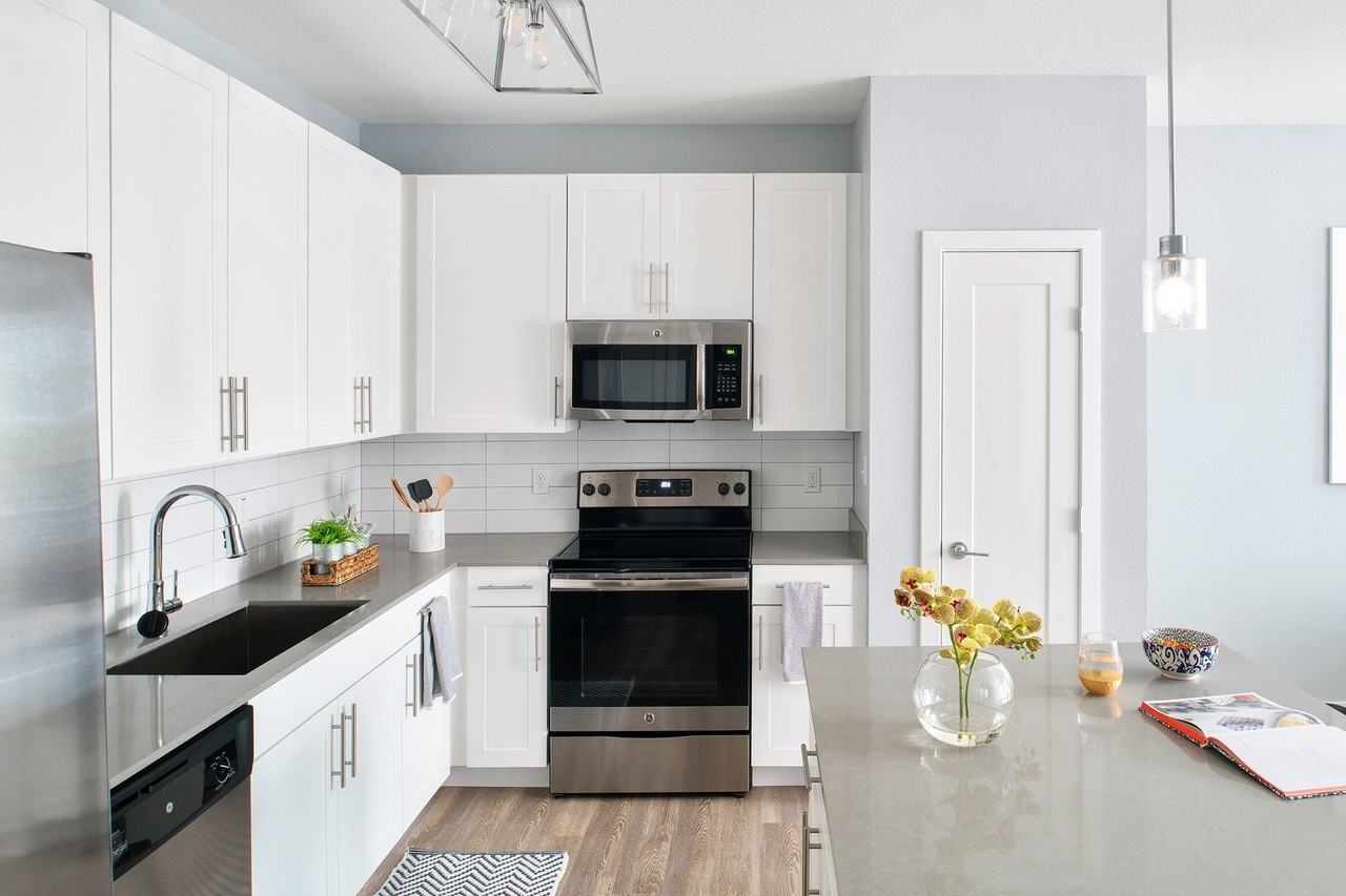 Bainbridge Ybor City - Photo 3 of 28