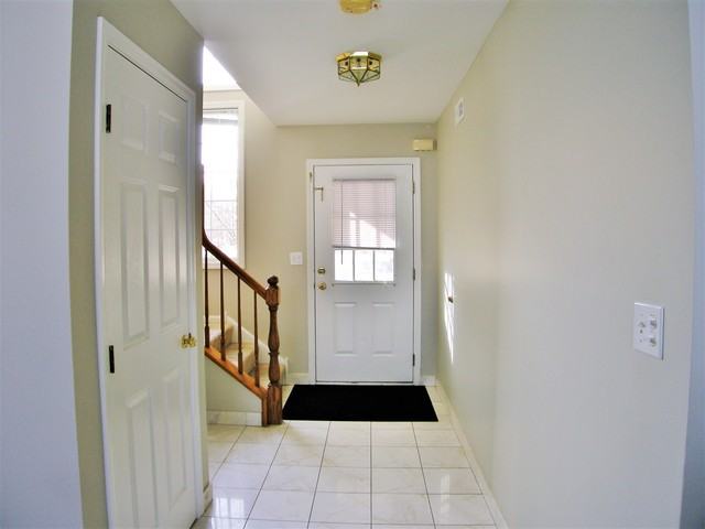 115 Hastings Ct - Photo 2 of 15