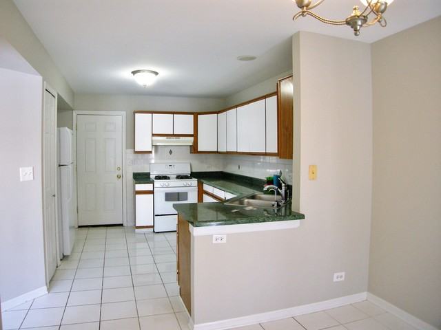 115 Hastings Ct - Photo 3 of 15