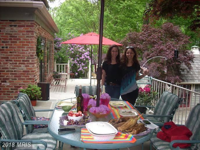 14520 Pettit Way - Photo 2 of 5