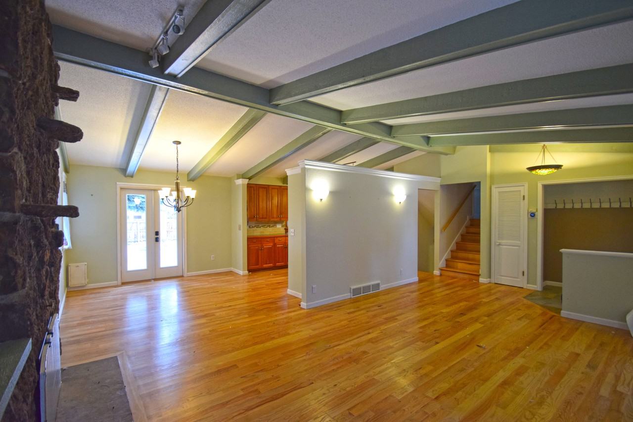 1104 E Pitkin St - Photo 3 of 15