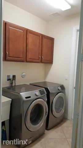 10331 SW Waterway Ln - Photo 2 of 9