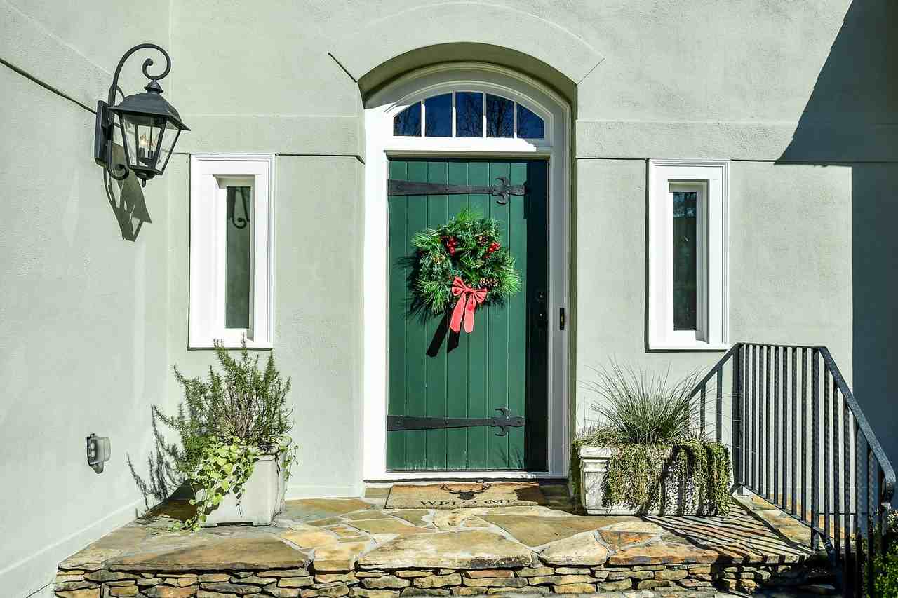 940 Club Station Dr NE - Photo 3 of 38