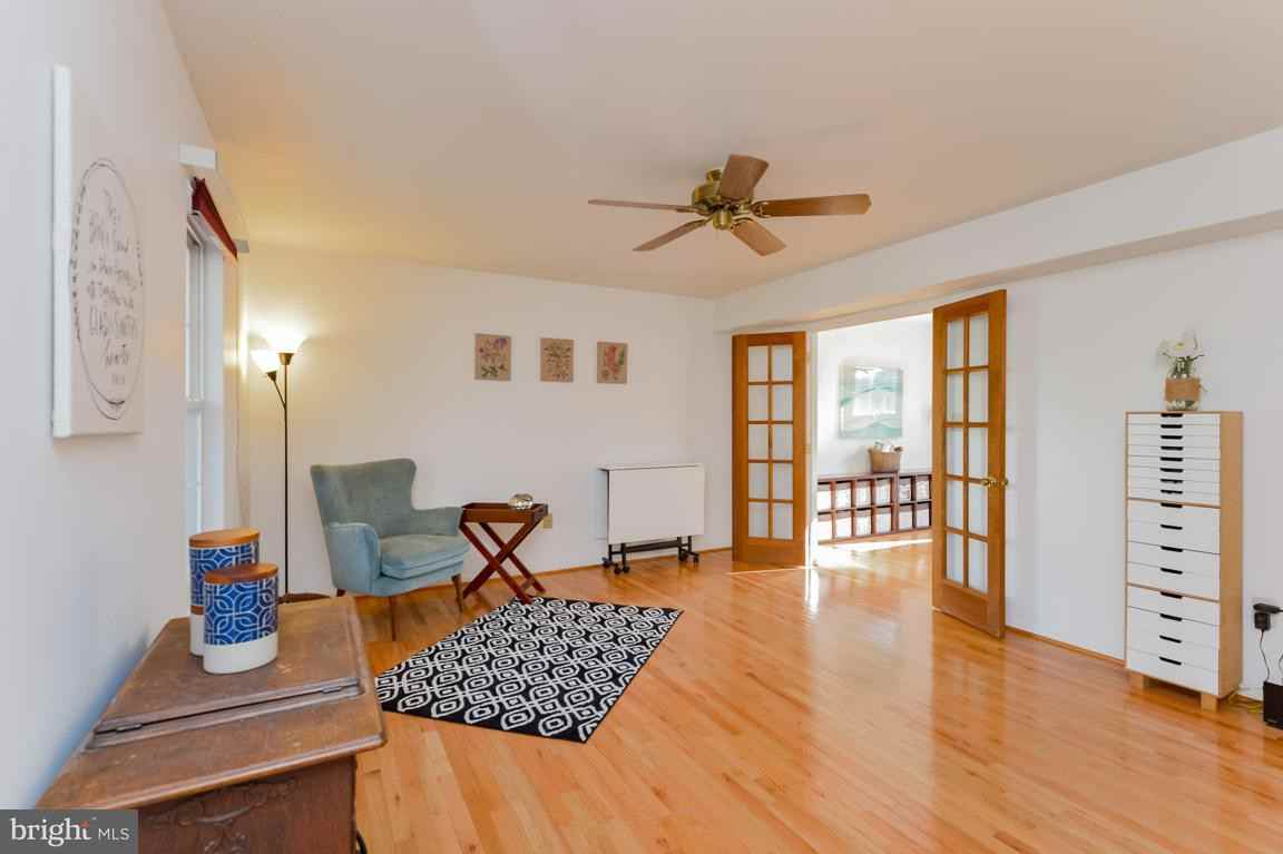 6055 Locust Rd - Photo 2 of 14