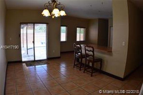 15567 SW 20 Ln - Photo 2 of 8