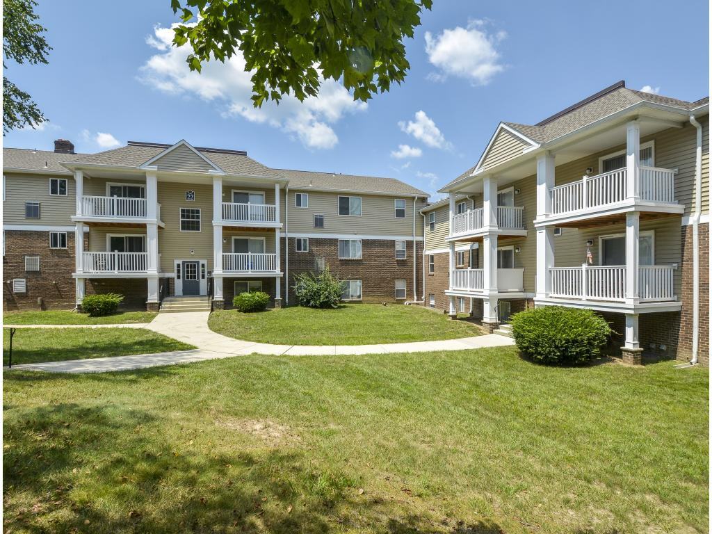 Glen Eagle Village - Photo 2 of 14
