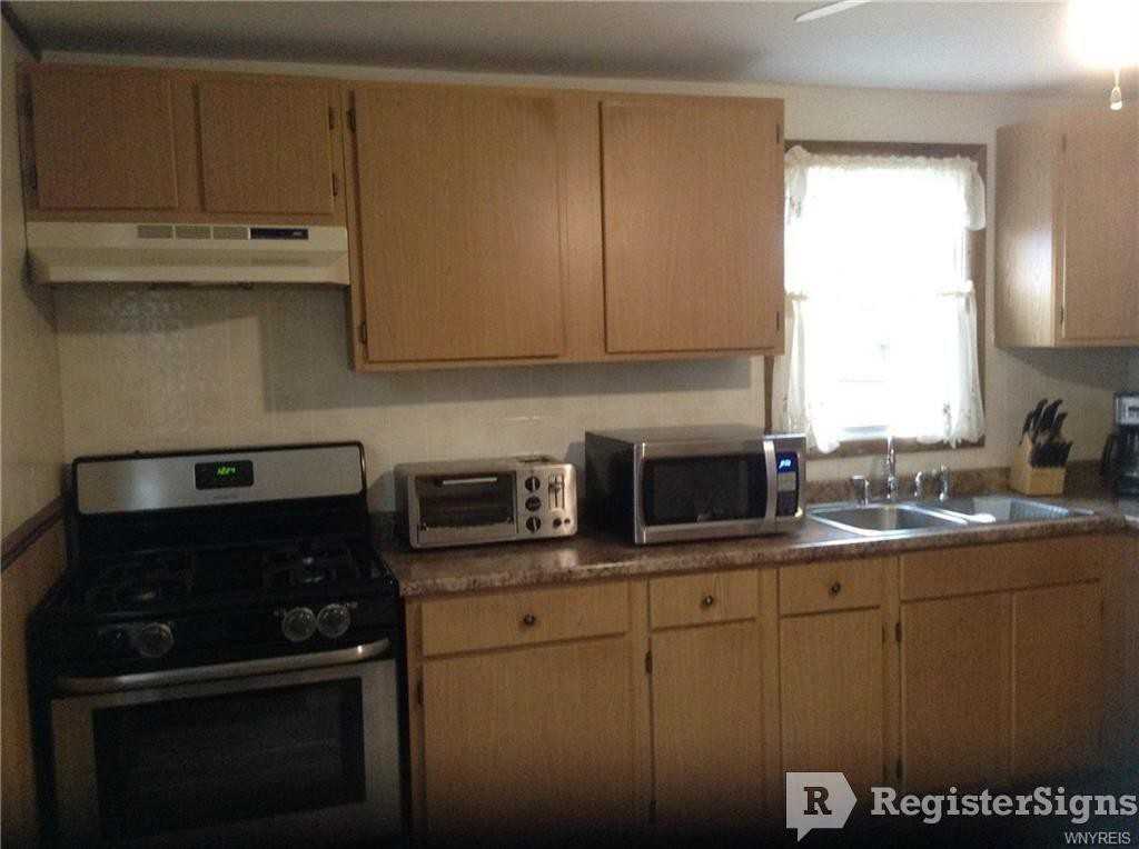 91 Chauncey St - Photo 3 of 4