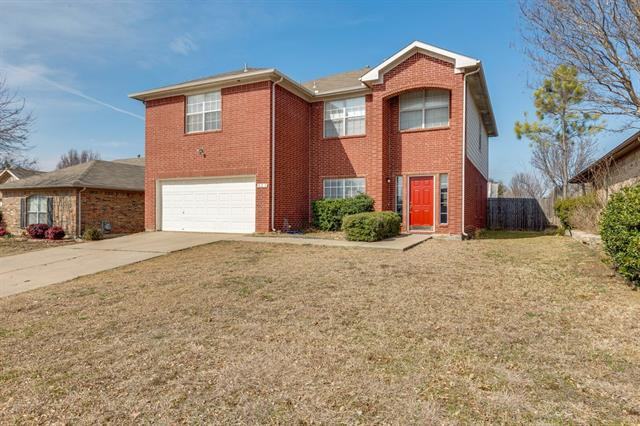 611 Joy Ln - Photo 3 of 34