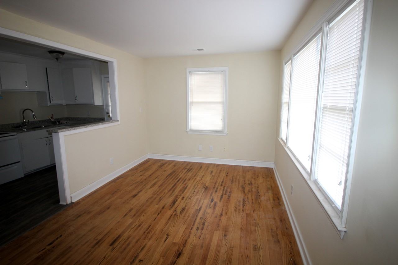 629 Windermere Blvd - Photo 3 of 17