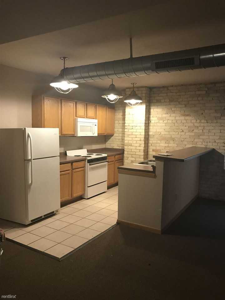 Holton Street Lofts - Photo 2 of 10