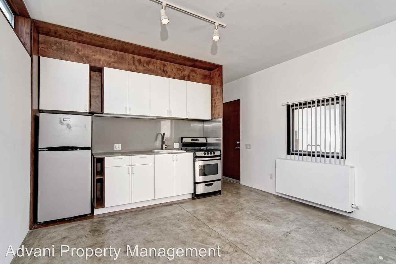 1941 Columbia St - Photo 3 of 16